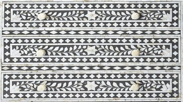 Homeroots 36" Black Manufactured Wood Three Drawer Chest  Manufactured Wood 389730