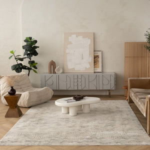 HomeRoots 5' Elegant Ivory Distressed Ikat Area Rug - Soft, Durable, and Versatile for Modern or Traditional Spaces 5' x 8' 390223