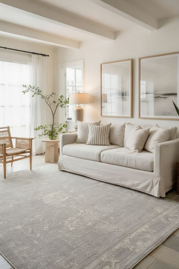 HomeRoots 20' Grey Abstract Runner Rug - Modern Design for Hallways, Entryways & Living Spaces, Stain Resistant 5' x 8' 390296