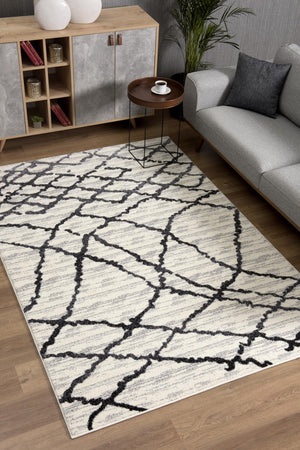 Homeroots 5' X 8' Gray And Black Modern Abstract Area Rug  Polyester 390300