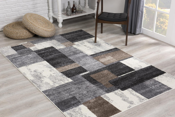 HomeRoots 4' Modern Abstract Geometric Area Rug in Gray, Black, and Brown - Durable, Stain-Resistant Design 5x8 390305