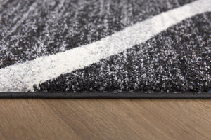 Homeroots 4' X 6' Distressed Black And Gray Abstract Area Rug  Polyester 390308