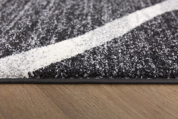 Homeroots 4' X 6' Distressed Black And Gray Abstract Area Rug  Polyester 390308