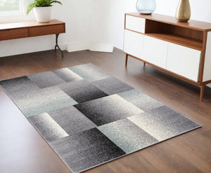 Homeroots 4' X 6' Gray Modern Geometric Area Rug  Polyester 390338