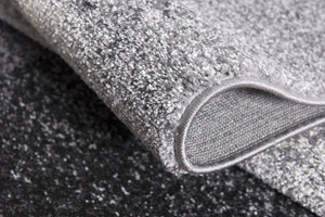 Homeroots 5' Grey Round Abstract Area Rug  Polyester 390339