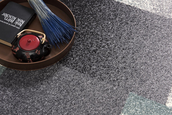 Homeroots 7' X 9' Gray Modern Geometric Area Rug  Polyester 390341