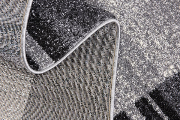 HomeRoots 4' Modern Bordered Area Rug - Elegant Dove-Gray Design for Comfort in Living, Dining, or Bedroom Spaces 5x8 390368