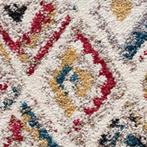 HomeRoots 4' Cream Southwestern Area Rug – Stylish, Durable Design for Living Rooms, Hallways & Dining Areas 5' X 7' Rectangle 390381