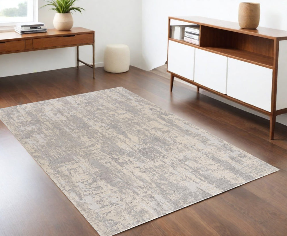 HomeRoots 4' Metro Modern Abstract Area Rug - Stylish Gray Design for Contemporary Living Spaces and Durability 4' x 6' 390413