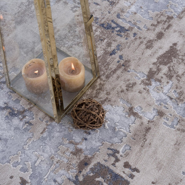HomeRoots 4' Elevate Your Home Decor with a Beige and Ivory Abstract Area Rug for Timeless Sophistication 7' X 10' 390466