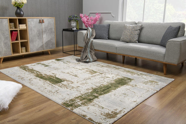 HomeRoots 4' Green Abstract Dhurrie Area Rug - Plush Comfort, Modern Design, Durable & Easy to Maintain for Any Room 5' x 8' 390498