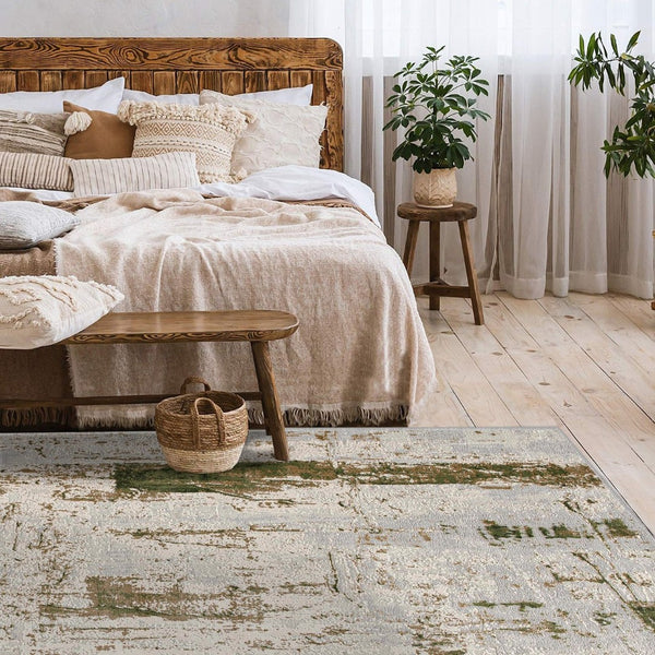HomeRoots 4' Green Abstract Dhurrie Area Rug - Plush Comfort, Modern Design, Durable & Easy to Maintain for Any Room 7' x 10' 390499