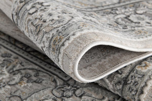 HomeRoots 8' Cream Oriental Area Rug - Timeless Elegance for Living Rooms, Dining Areas, or Bedrooms Decor 8' x 11' 390591