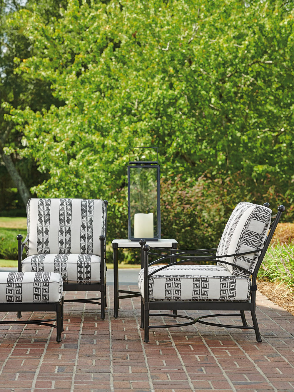 Lexington Tommy Bahama Outdoor 3910-44-40 Pavlova Ottoman - Stylish Aluminum Frame With Elegant Graphite Finish & Limestone Look Graphite Wood 3910-44-40