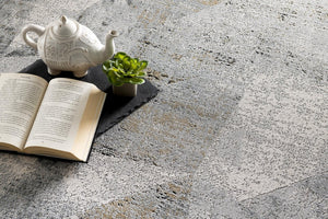 HomeRoots 4' Grey Abstract Area Rug - Contemporary Design for High-Traffic Areas, Durable & Easy to Maintain 7' X 10' 391733