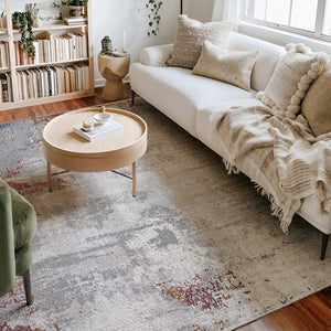 HomeRoots 4' Gray and Ivory Modern Abstract Area Rug - Stylish, Stain-Resistant Design for High-Traffic Areas 5' X 8' 391796