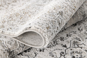 HomeRoots 4' Beige Oriental Area Rug - Timeless, Durable Design for Living Rooms, Entryways, and More 4' X 6' 391805