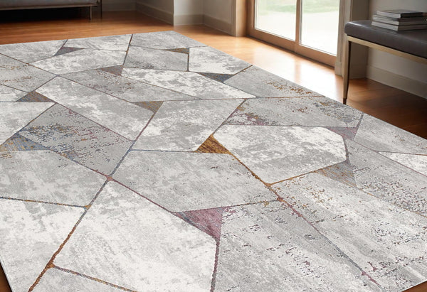 Homeroots 5' X 8' Grey Geometric Area Rug  Polyester 391819