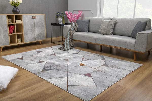Homeroots 7' X 10' Grey Geometric Area Rug  Polyester 391820