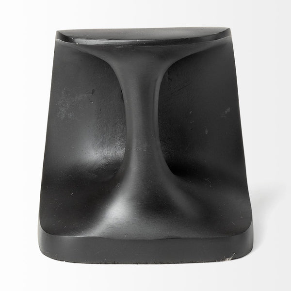 HomeRoots Set of Two 6" Black Metal Bookends - Chic Decorative Supports for Stylish Home & Office Organization 392130