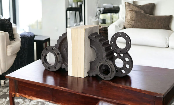 HomeRoots Set of Two Industrial Matte Black Gear Bookends - Stylish Support for Books & Unique Décor Piece 392131