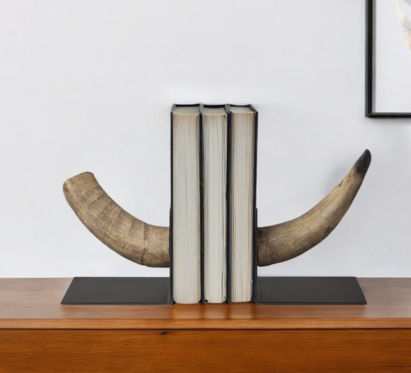 HomeRoots Set of Two Rustic Faux Horn Bookends - Distressed Resin & Metal for Lodge-Style Decor & Support 392132