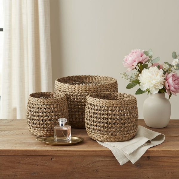 HomeRoots Set of Three Brown Wicker Baskets for Stylish Storage - Durable, Versatile, Coastal Home Decor 392152