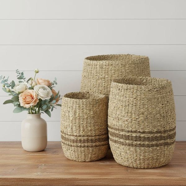 HomeRoots Set of Three Natural Wicker Baskets - Bohemian Storage Solution for Stylish and Organized Living Spaces 392154