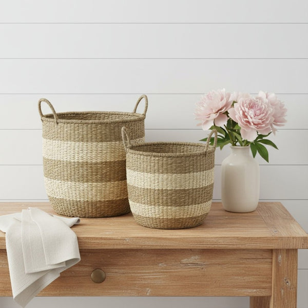 HomeRoots Set of Two Stylish Natural Beige Wicker Baskets for Versatile Storage and Elegant Home Décor 392160