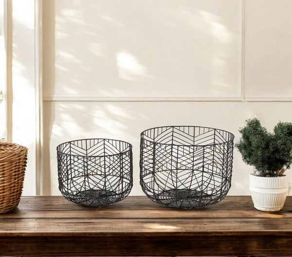 HomeRoots Set of Two Elegant Black Metal Sculptures for Contemporary Home Décor and Office Styling 392173