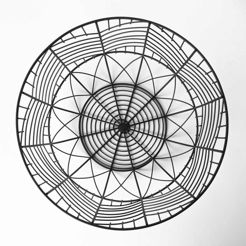 Homeroots Set Of Two Black Metal Wire Chevron Bowls  Metal 392173