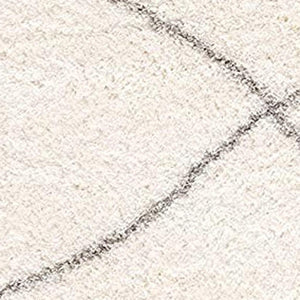 HomeRoots 5' Modern Ivory Lattice Area Rug - Plush Comfort and Contemporary Style for Any Space 7' X 9' 392339