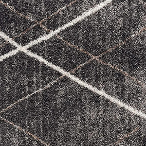 HomeRoots 5' Modern Distressed Area Rug in Gray and Beige – Stylish Soft Texture for High-Traffic Spaces 7' X 9' 392344