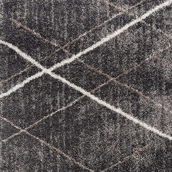 HomeRoots 5' Modern Distressed Area Rug in Gray and Beige – Stylish Soft Texture for High-Traffic Spaces 7' X 9' 392344