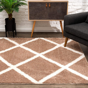 HomeRoots 5' Beige Geometric Area Rug - Modern Turkish Craftsmanship for Stylish, High-Traffic Spaces 5' X 8' 392358