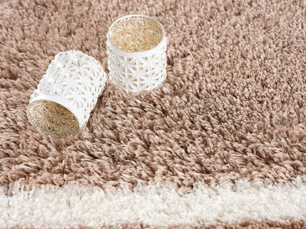 HomeRoots 5' Beige Geometric Area Rug - Modern Turkish Craftsmanship for Stylish, High-Traffic Spaces 5' X 8' 392358