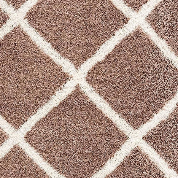 HomeRoots 5' Beige Geometric Area Rug - Modern Turkish Craftsmanship for Stylish, High-Traffic Spaces 5' X 8' 392358