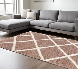 HomeRoots 5' Beige Geometric Area Rug - Modern Turkish Craftsmanship for Stylish, High-Traffic Spaces 7' X 9' 392359