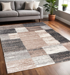 HomeRoots 5' Beige Modern Blocks Area Rug - Stylish Abstract Design, Plush Comfort for Any Room Décor 5' X 8' 392363