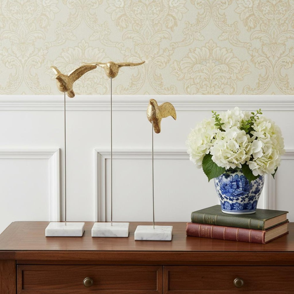 HomeRoots Set of Three Gold Bird Sculptures - Modern Elegance with Marble Bases for Chic Home Décor Accents 392411