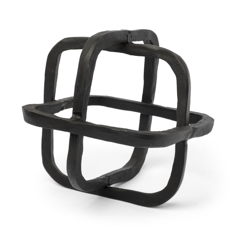 Homeroots Black Metal Cube Shaped Link Sculpture  Polyresin 392462