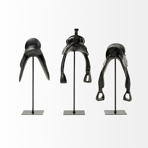 Homeroots 16" Black Metal And Resin Tabletop Sculpture  Metal,Resin 392469