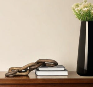 Homeroots Brown Wooden Chain Link Decor Piece  Metal 392501