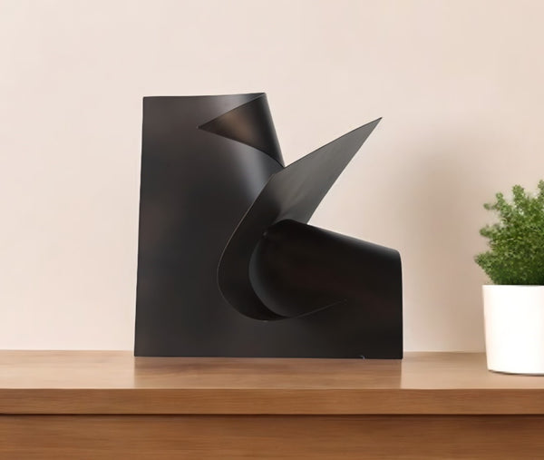 Homeroots 18" Contempo Antiqued Gold Abstract Sculpture  Metal 392543