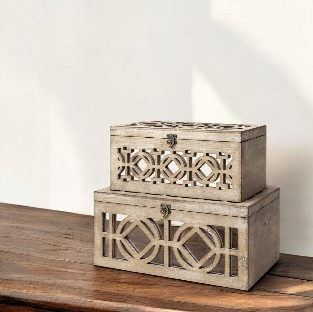 Homeroots 16" Natural And Brown Solid Wood Box  Solid Wood 392590