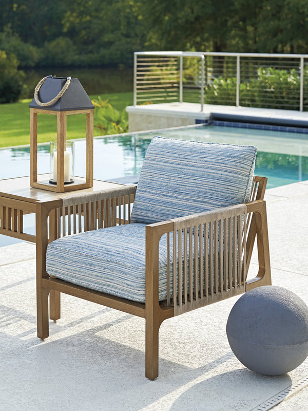 Lexington Tommy Bahama Outdoor 3925-11-41 St. Tropez Lounge Chair - Elevate Your Outdoor Space With Contemporary Luxury Design  Wood 3925-11-41