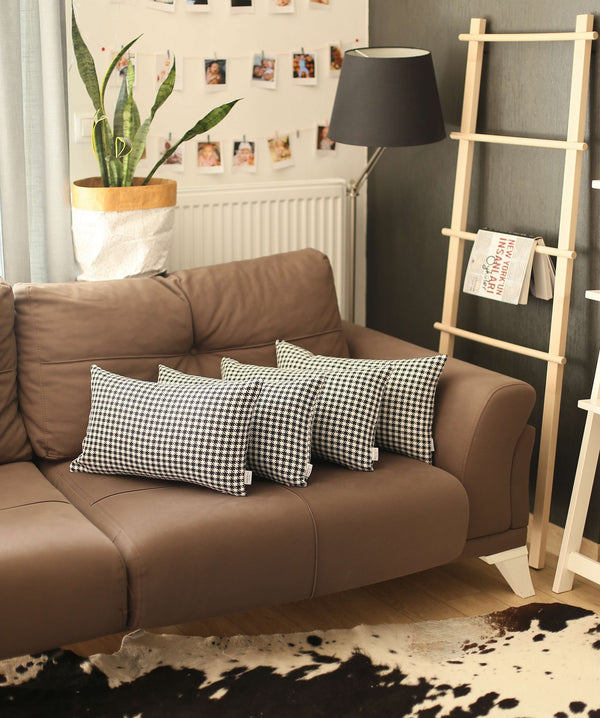 Homeroots Set Of 4 Cream Houndstooth Lumbar Pillow Covers   392604