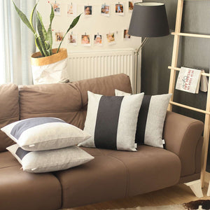 Homeroots Set Of 4 Gray And Black Center Pillow Covers   392636