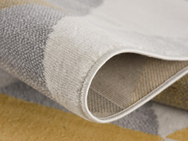 Homeroots 12' X 18' Yellow Geometric Washable Non Skid Area Rug  Polypropylene 393025