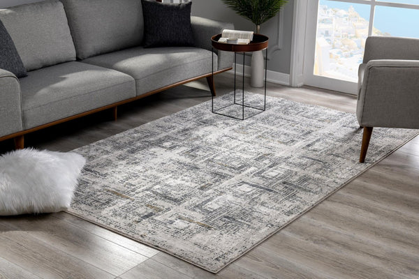 HomeRoots 4' Gray and Ivory Abstract Area Rug - Elegant Power Loomed Design for Modern Spaces and Cozy Comfort 4' X 6' 393231